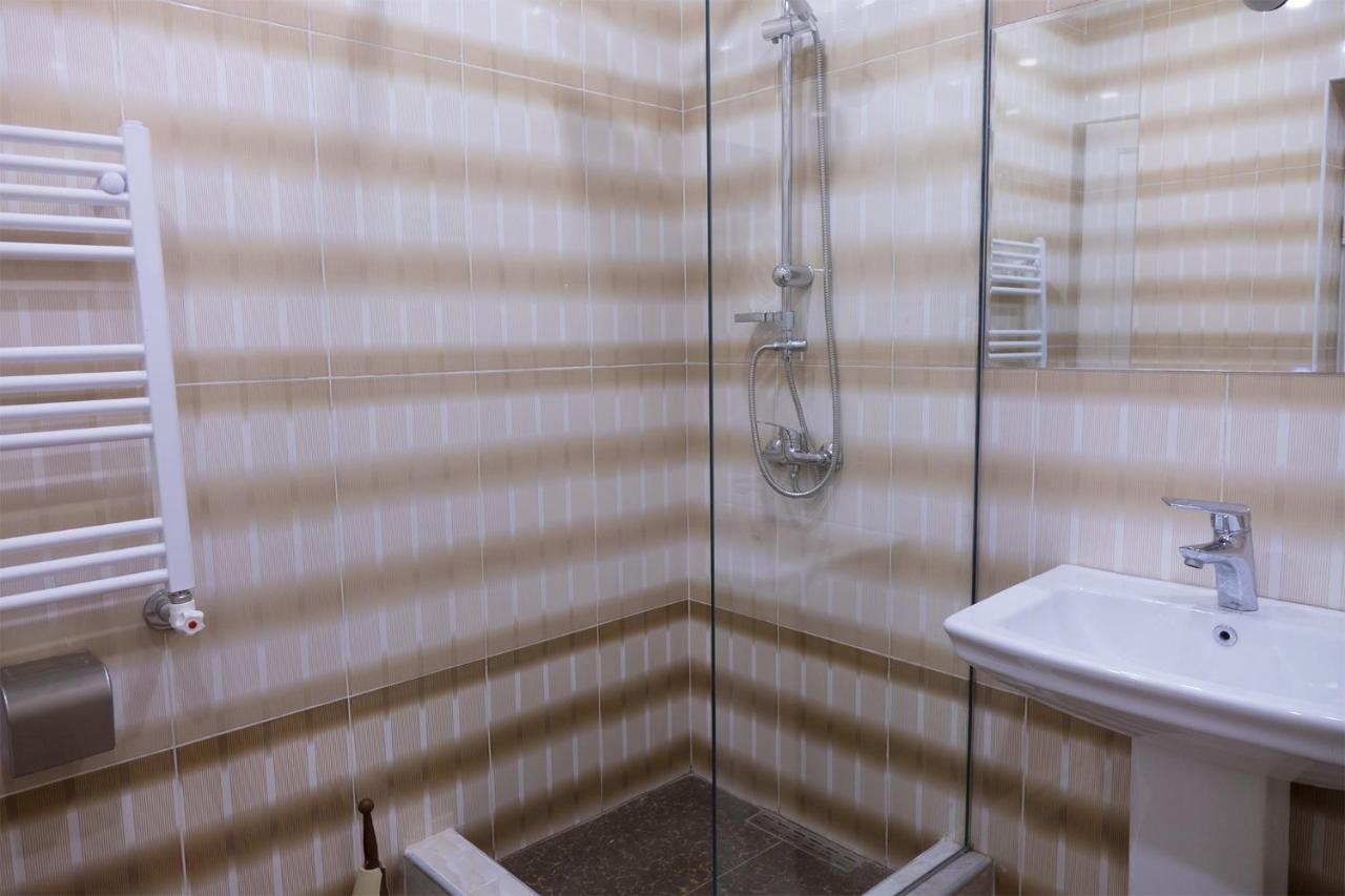 Midcity Hostel Γιερεβάν Εξωτερικό φωτογραφία