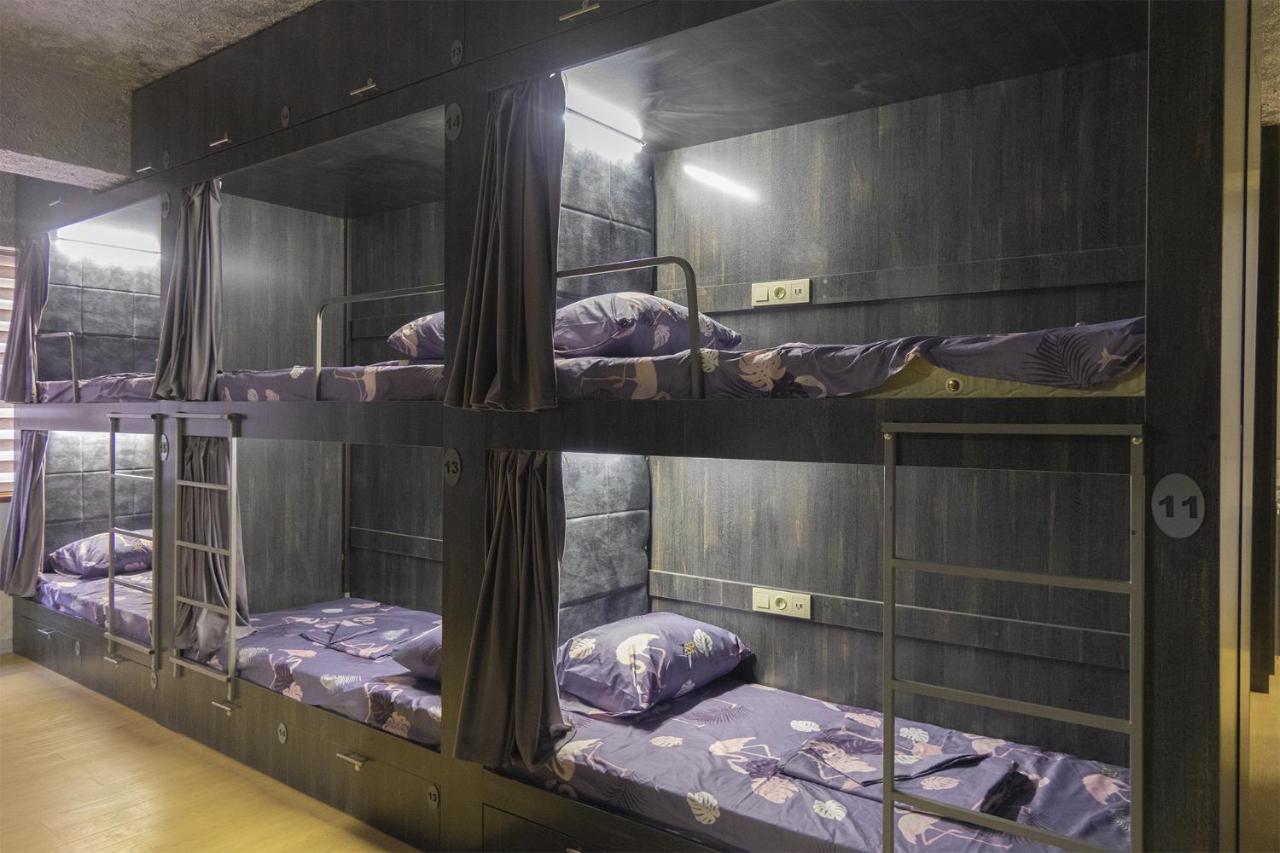 Midcity Hostel Γιερεβάν Εξωτερικό φωτογραφία