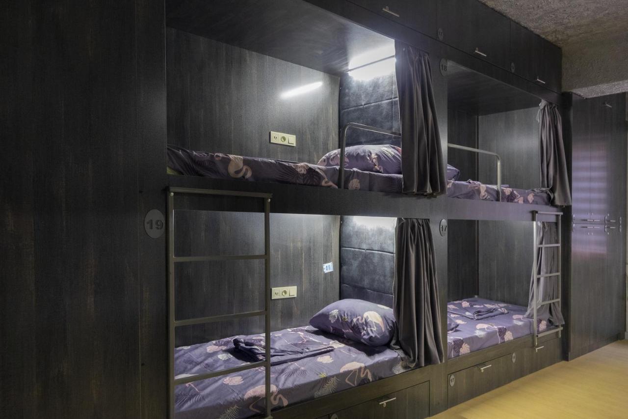 Midcity Hostel Γιερεβάν Εξωτερικό φωτογραφία
