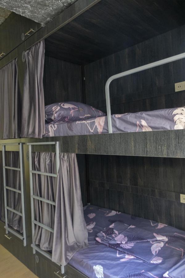 Midcity Hostel Γιερεβάν Εξωτερικό φωτογραφία